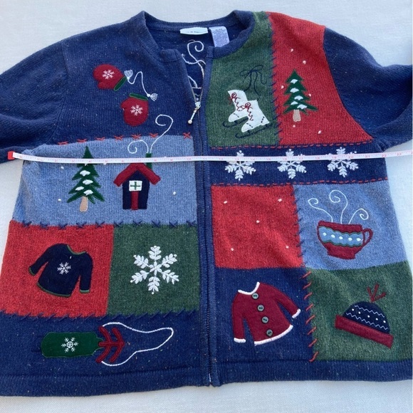 CROFT & BARROW | Winter Sweater Zip Knit Jacket with Snowflake - Picture 15 of 16